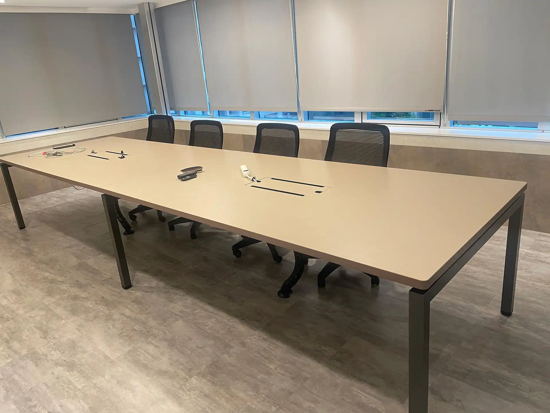 二手辦公家具案例 - 會議室改造