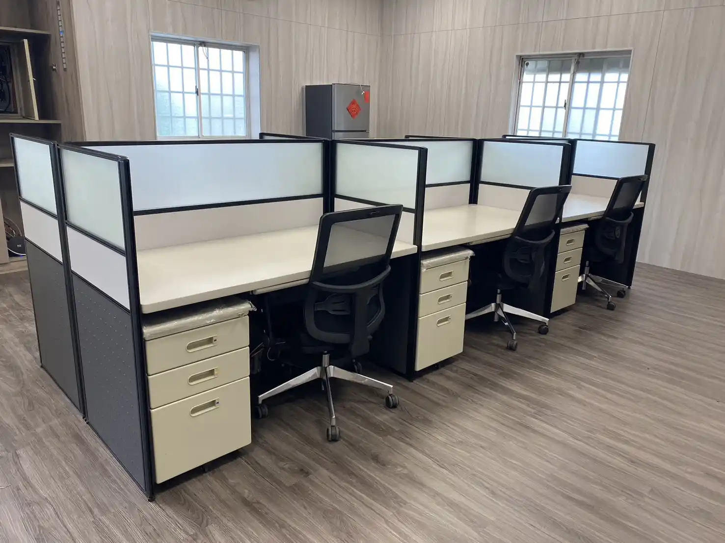 二手辦公家具 - OA高隔板案例